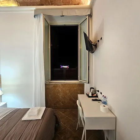 Check In 3*