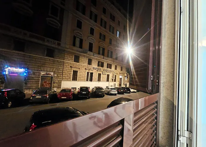 Check In Casa de hóspedes 3*