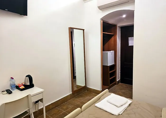 Check In Casa de hóspedes 3*