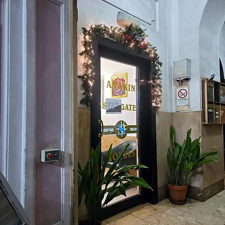 Gasthuis Check In Rome